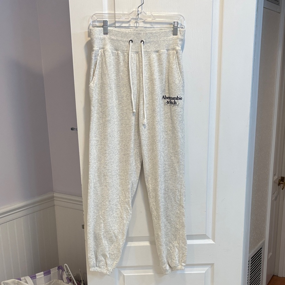 Abercrombie & Fitch Heather Gray Joggers